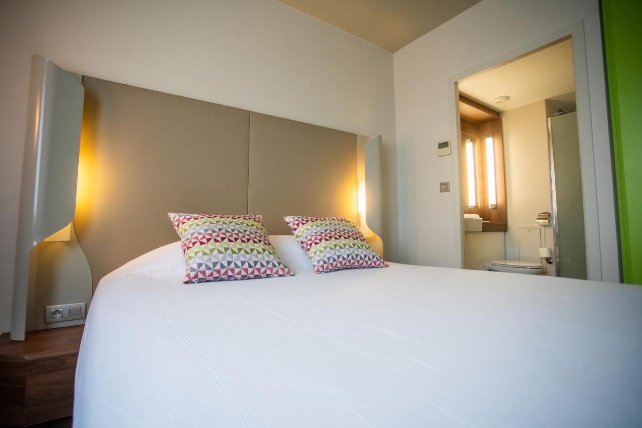 Campanile Carcassonne Est - La Cite Hotel Luaran gambar