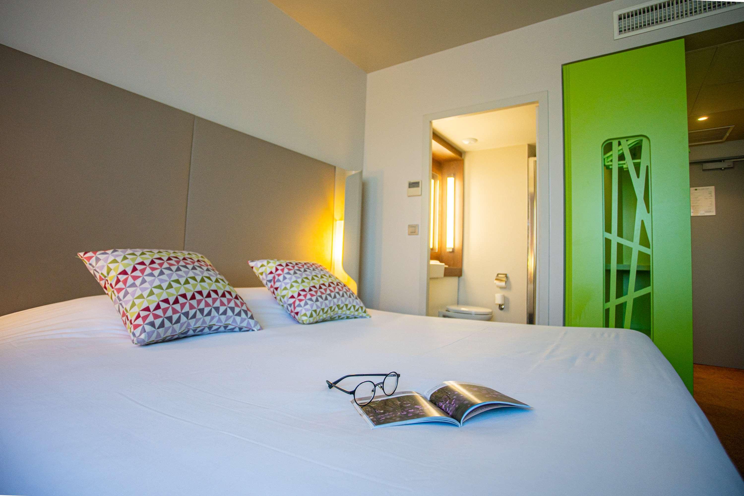Campanile Carcassonne Est - La Cite Hotel Luaran gambar