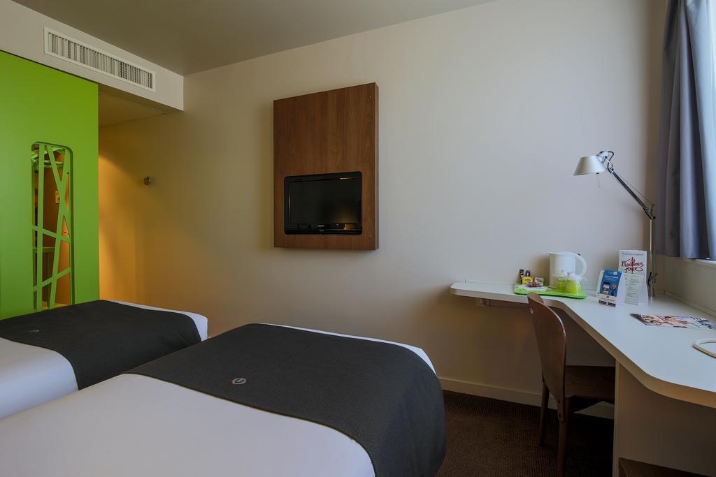 Campanile Carcassonne Est - La Cite Hotel Luaran gambar